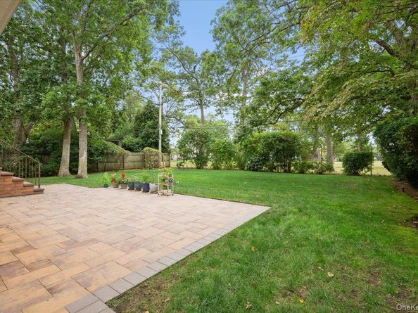 21 Mellow Lane, Jericho NY 11753