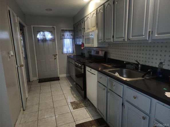 647 Saint Johns Place, Brooklyn NY 11216