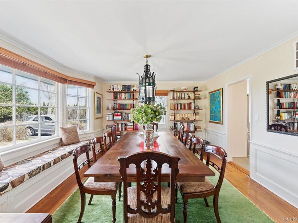11 Oneck Road, Westhampton Beach NY 11978