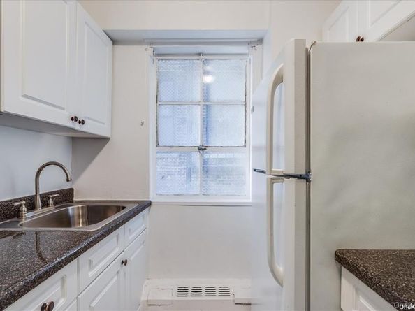 83-60 118th Street 3G, Kew Gardens NY 11415