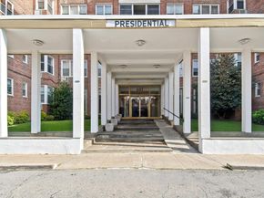 601 Kappock Street LA, Bronx NY 10463