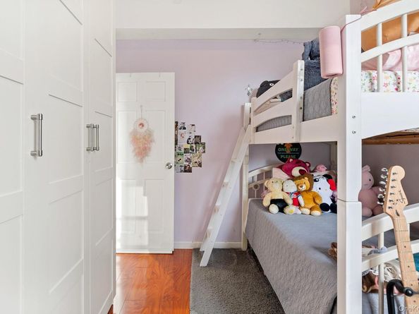 601 Kappock Street LA, Bronx NY 10463