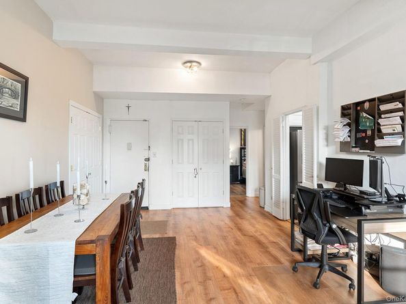 601 Kappock Street LA, Bronx NY 10463