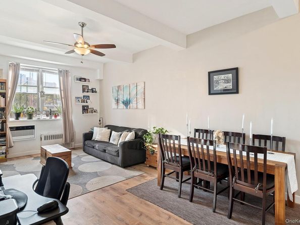 601 Kappock Street LA, Bronx NY 10463