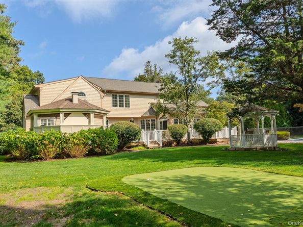 8 Brian Lane, Mount Sinai NY 11766