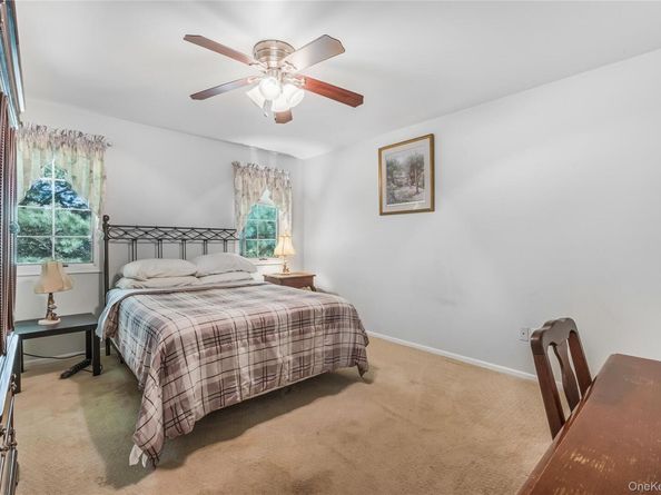 8 Brian Lane, Mount Sinai NY 11766