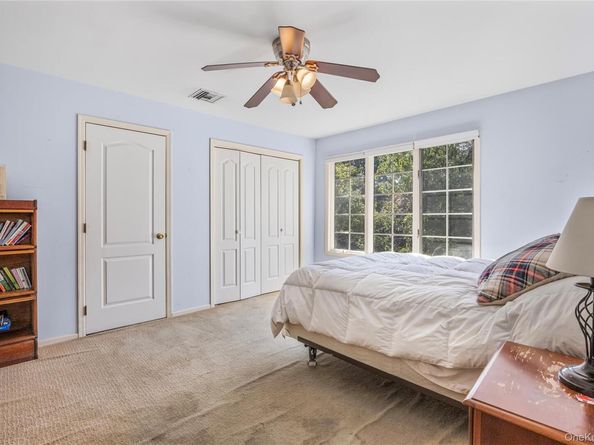 8 Brian Lane, Mount Sinai NY 11766