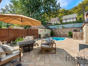 5022 Overbrook Street, Douglaston NY 11362