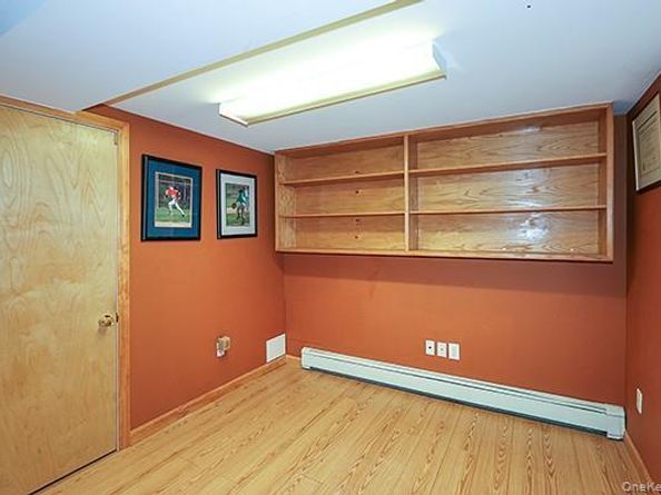 15 Hedgerow Lane, Commack NY 11725