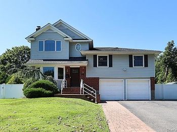 15 Hedgerow Lane