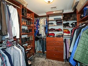 15 Hedgerow Lane, Commack NY 11725