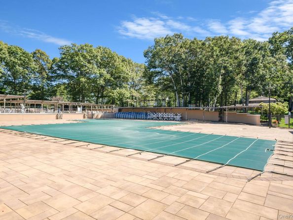 269 Berwick Court B, Ridge NY 11961