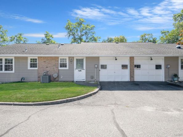269 Berwick Court B, Ridge NY 11961
