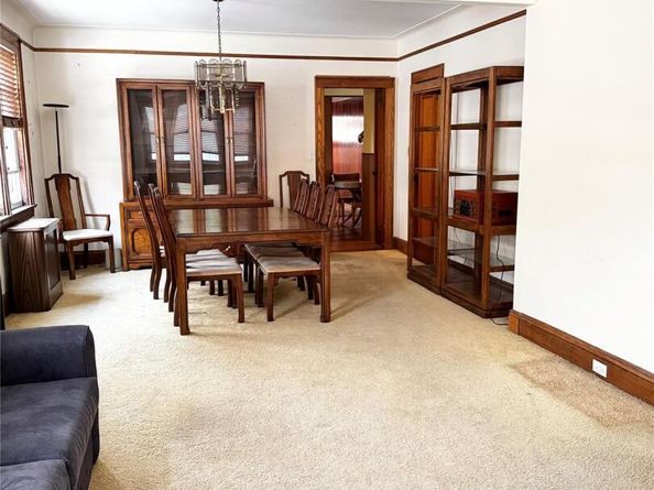 77-42 74th Street, Glendale NY 11385