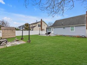 190 31st Street, Lindenhurst NY 11757