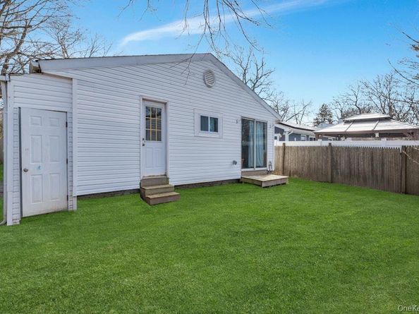 128 Magnolia Drive, Mastic Beach NY 11951