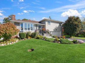 20 Vista Road, Plainview NY 11803