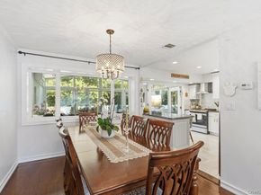 20 Vista Road, Plainview NY 11803