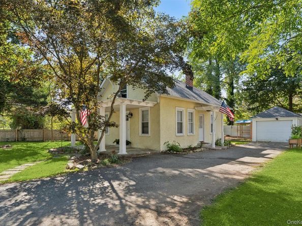 242 Bayview Drive, Mastic Beach NY 11951