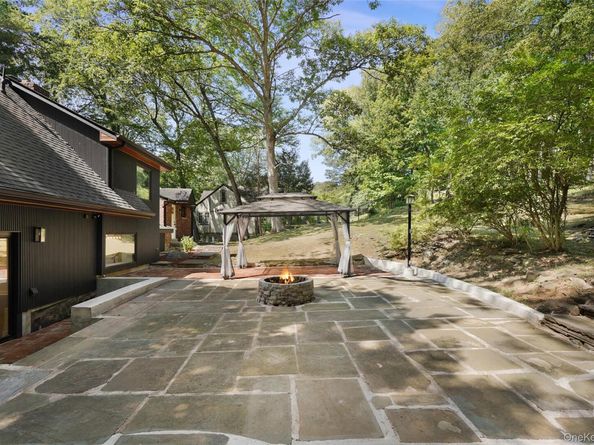 27 Hardscrabble Road, Briarcliff Manor NY 10510