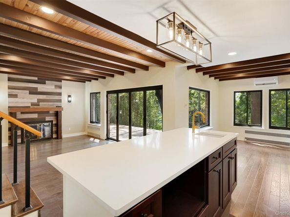 27 Hardscrabble Road, Briarcliff Manor NY 10510