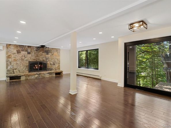 27 Hardscrabble Road, Briarcliff Manor NY 10510