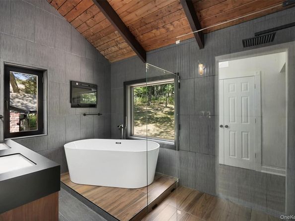 27 Hardscrabble Road, Briarcliff Manor NY 10510