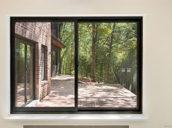 27 Hardscrabble Road, Briarcliff Manor NY 10510