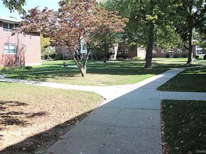 28 DeHaven Drive 1E, Yonkers NY 10701