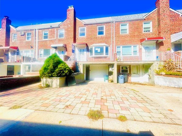 166-65 17th Road, Whitestone NY 11357