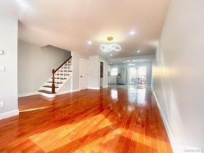 166-65 17th Road, Whitestone NY 11357