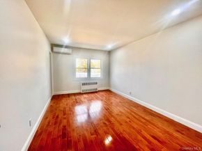 166-65 17th Road, Whitestone NY 11357