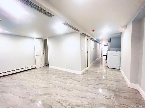 166-65 17th Road, Whitestone NY 11357