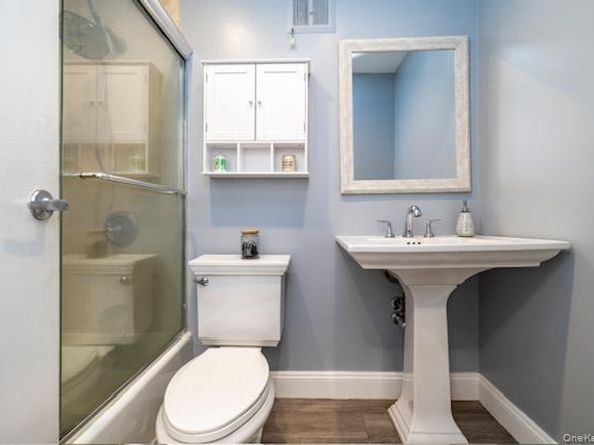 214 Westend Avenue 6C, Freeport NY 11520