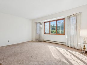 10 Aron Drive, Woodbury NY 11797