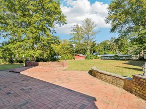 10 Aron Drive, Woodbury NY 11797