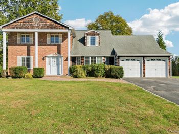 10 Aron Drive