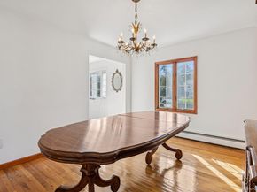 10 Aron Drive, Woodbury NY 11797