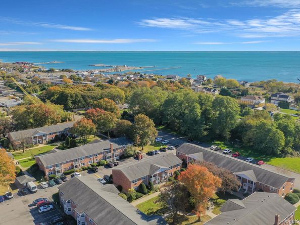 111 Fairharbor Drive 111, Patchogue NY 11772