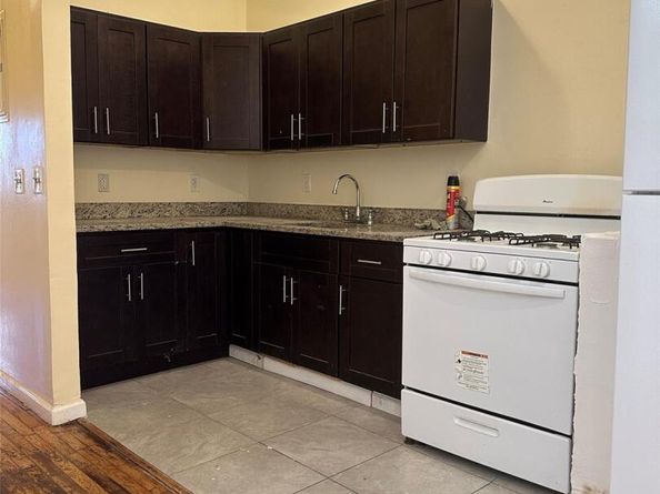 873 Elsmere Place, Bronx NY 10460