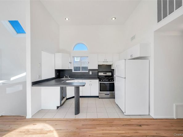 28 Michigan Street, Long Beach NY 11561