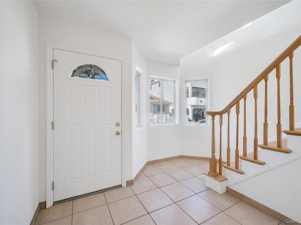 28 Michigan Street, Long Beach NY 11561