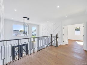 14 Bark Lane, Levittown NY 11756