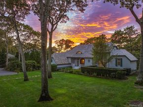 8 Fish Creek Lane, Remsenburg NY 11960