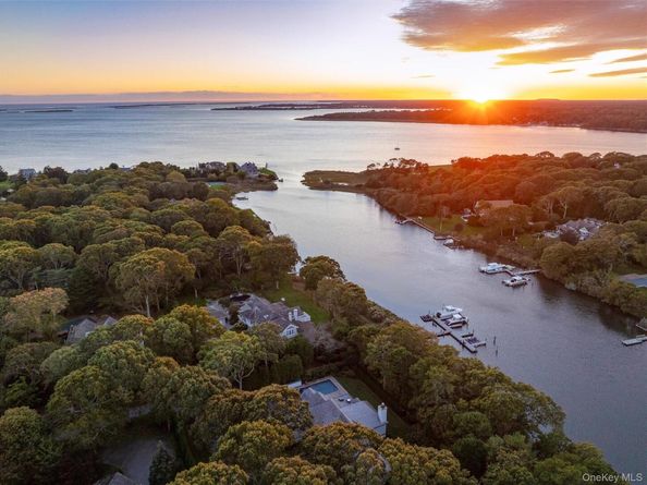 8 Fish Creek Lane, Remsenburg NY 11960