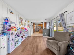 270 Singingwood Drive, Holbrook NY 11741