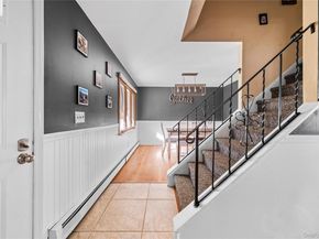 270 Singingwood Drive, Holbrook NY 11741