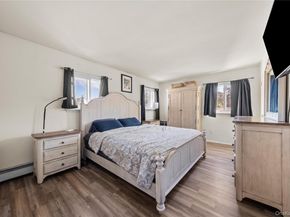 270 Singingwood Drive, Holbrook NY 11741