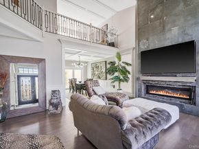 14 Hamlet Drive, Hauppauge NY 11788