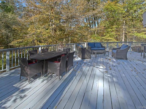 73 Whippoorwill Lake Road, Chappaqua NY 10514